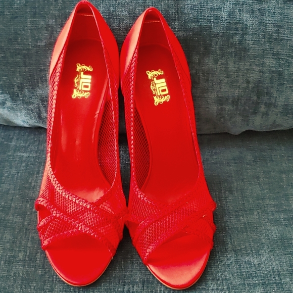 JLo shoes - Picture 2 of 5